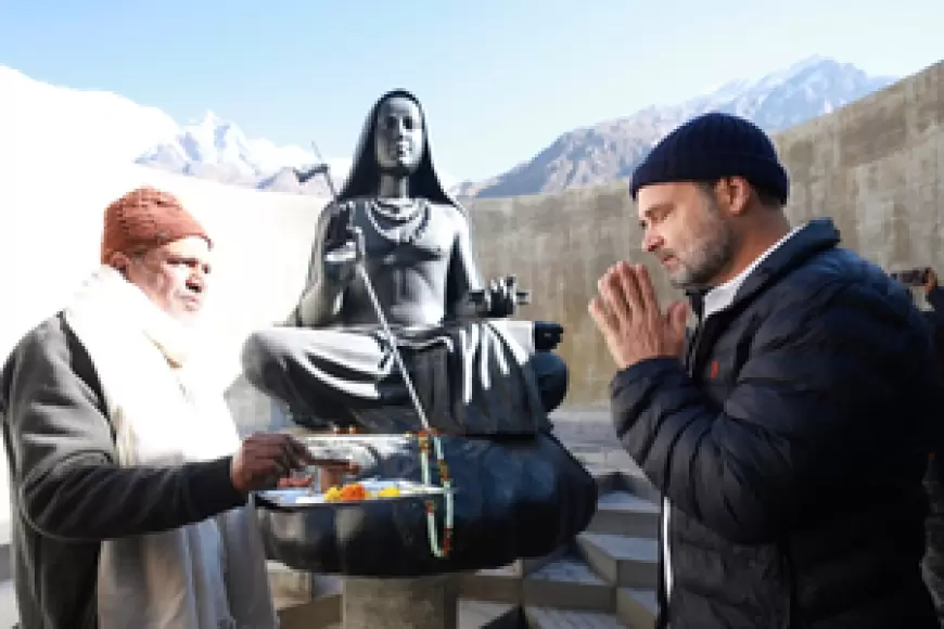 Kedarnath Yatra: कांग्रेस नेता राहुल गांधी का केदारनाथ में दूसरा दिन, आदि शंकराचार्य की प्रतिमा का दर्शन-पूजन किया