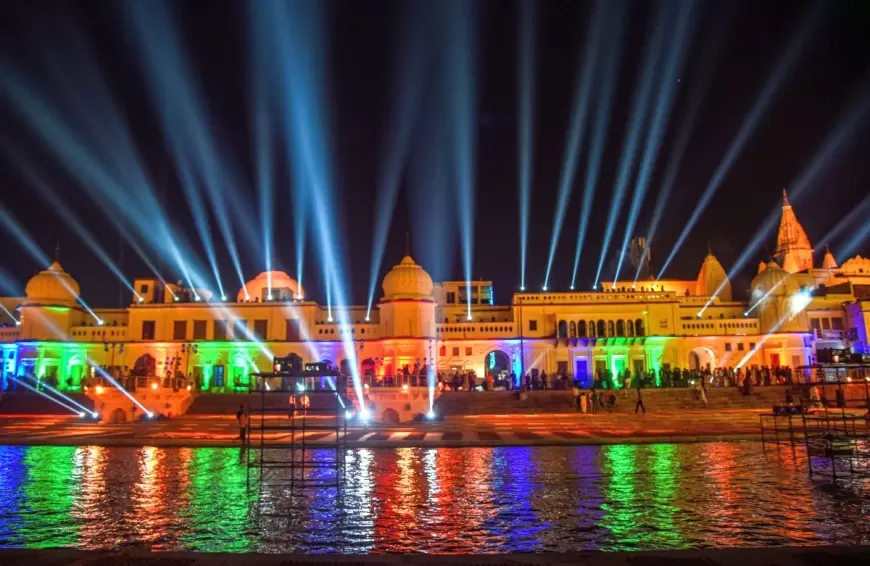 Ayodhya Ram Mandir: हाईटेक सुविधाओं से लैस होगी रामनगरी अयोध्या, दीवारों पर दिखाई देंगे रामकथा प्रसंग