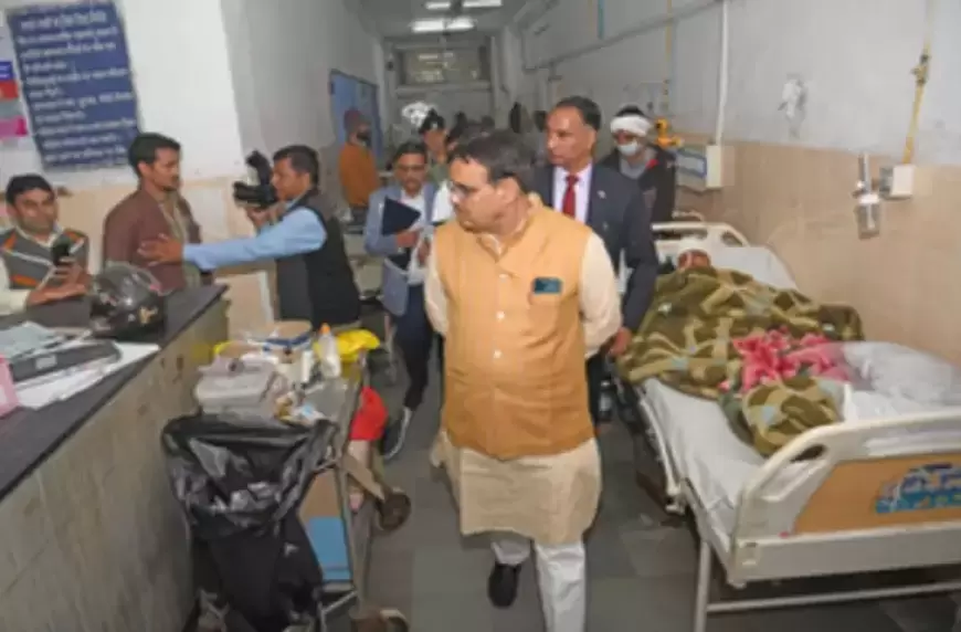 CM Bhajanlal visited SMS Hospital: राजस्थान के सीएम भजनलाल ने एसएमएस अस्पताल का किया दौरा, अव्‍यवस्‍था पर अधिकारियों की लगाई क्लास