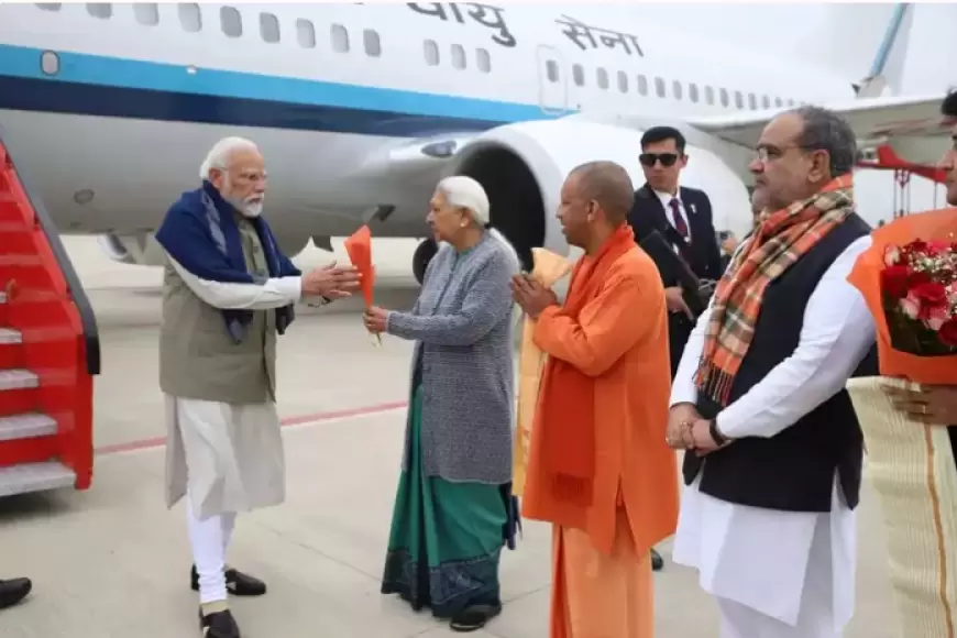 PM Modi reached Ayodhya: अयोध्या पहुंचे पीएम मोदी, थोड़ी देर में रोड शो