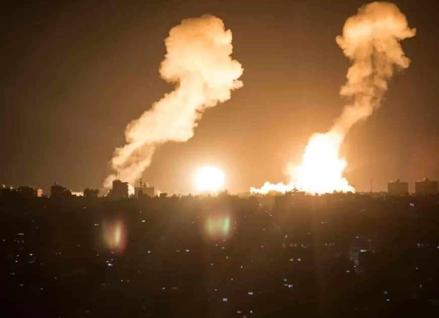 Gaza Hamas War Today Update: गाजा में रेड क्रिसेंट अस्पताल पर इजरायली हमले में पांच लोग मारे गए