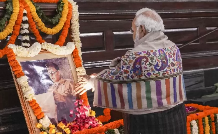 Parakram Diwas: पराक्रम दिवस के मौके पर पीएम मोदी ने  नेताजी को किया नमन, कहा प्रेरणा देता है उनका जीवन