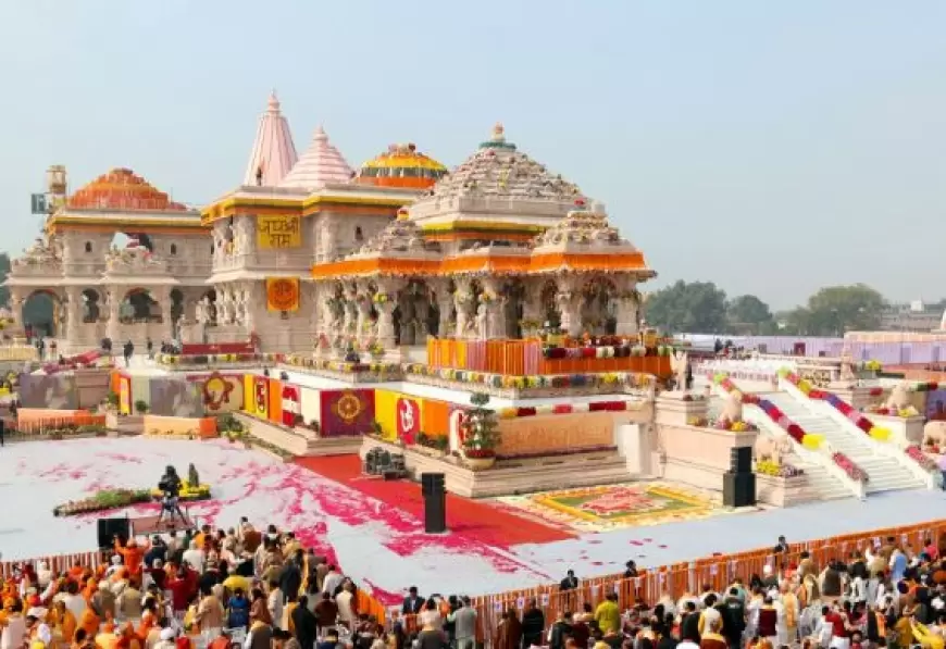 Ram Mandir Darshan: बदली टाइमिंग के बाद आज से 15 घंटे होंगे रामलला के दर्शन, भीड़ को देखते हुए लिया गया फैसला