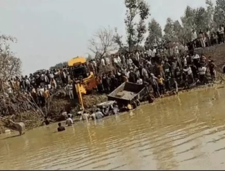 Kasganj Tractor trolley Drowned: कासगंज में ट्रेक्टर-ट्रॉली पलटने से 15 की मौत, गंगा स्नान के लिए जा रहे थे श्रद्धालु