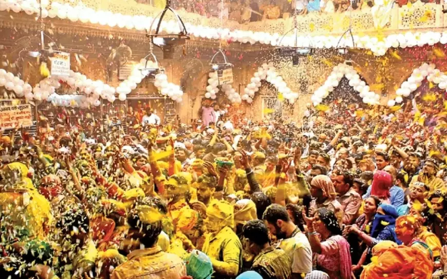 Mathura Holi 2024 Schedule: मथुरा होली है खेलनी तो यहां जाने सही डेट!