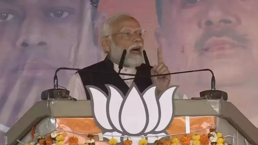 PM Modi in West Bengal: PM मोदी ने बंगाल में ममता बनर्जी पर कसा तंज कहा वो  मुझे दुश्मन नंबर-1 मानती हैं