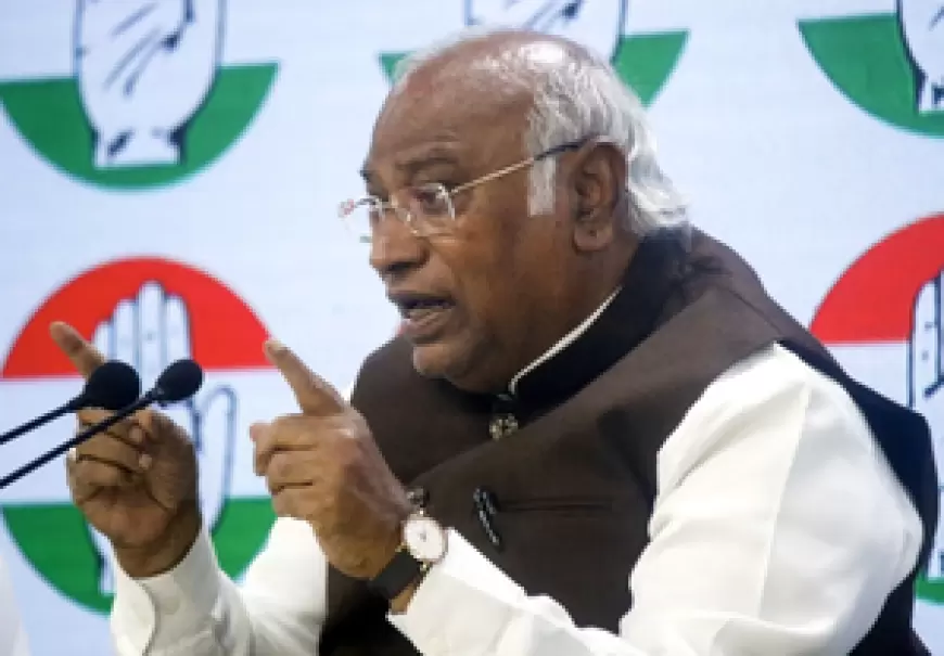 Mallikarjun Kharge:  'कांग्रेस संस्कृति को धमकाने' वाली टिप्पणी को लेकर मल्लिकार्जुन खड़गे ने पीएम मोदी पर किया पलटवार