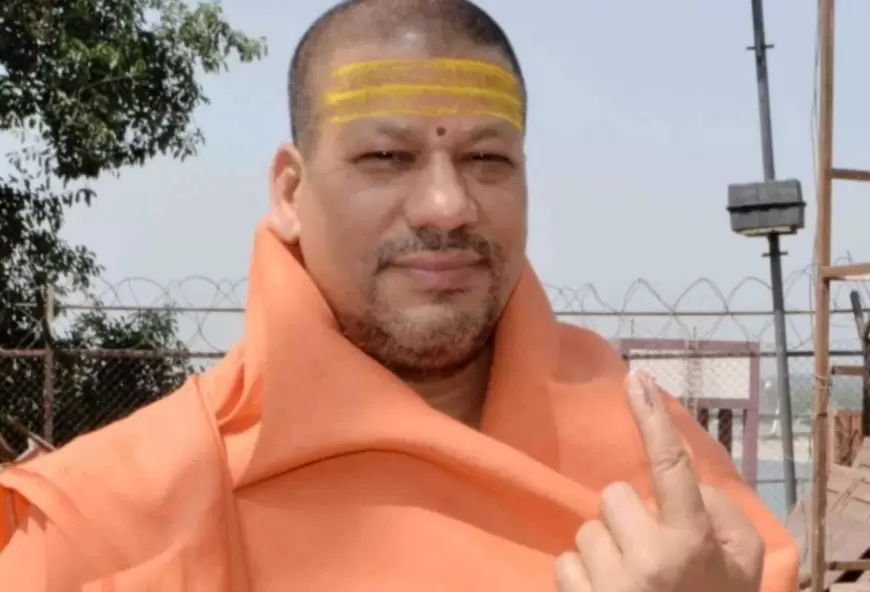 Haridwar Lok Sabha Elections 2024 : आचार्य महामंडलेश्वर स्वामी कैलाशानंद गिरी महाराज ने किया मतदान