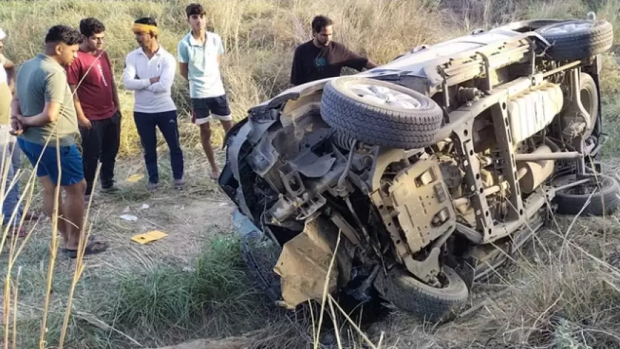 Ballia Accident News: बलिया में NH-31 पर तेज रफ्तार सफारी पलटने से हुआ भीषण हादसा, 4 की मौत एक घायल