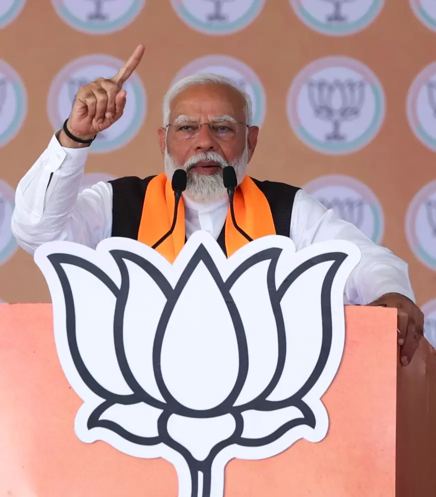 PM Modi election public meeting : पीएम नरेंद्र मोदी आज गुजरात में करेंगे चुनाव प्रचार, जानें आज के प्रमुख राजनीतिक घटनाक्रम