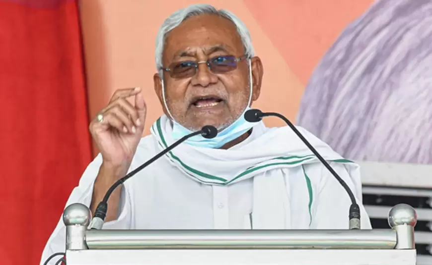 Nitish Kumar: एक बार फिर फिसली नीतिश कुमार की जुबान, बोले-'1944 में इनलोगों ने गड़बड़ किया तो हम हट गए'