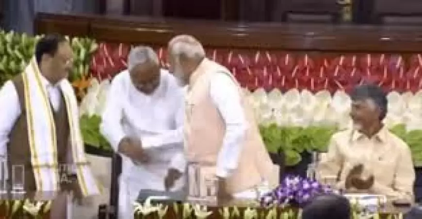 Nitish Kumar: संसदीय दल की बैठक में नीतीश कुमार ने किया ऐसा काम , हर कोई रह गया हैरान !