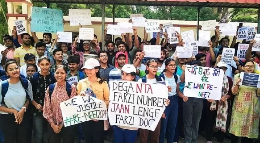 NEET UG Case: नीट एग्जाम की जांच के लिए उच्च स्तरीय समिति गठित, केंद्र को दो महीने में सौंपेगी रिपोर्ट