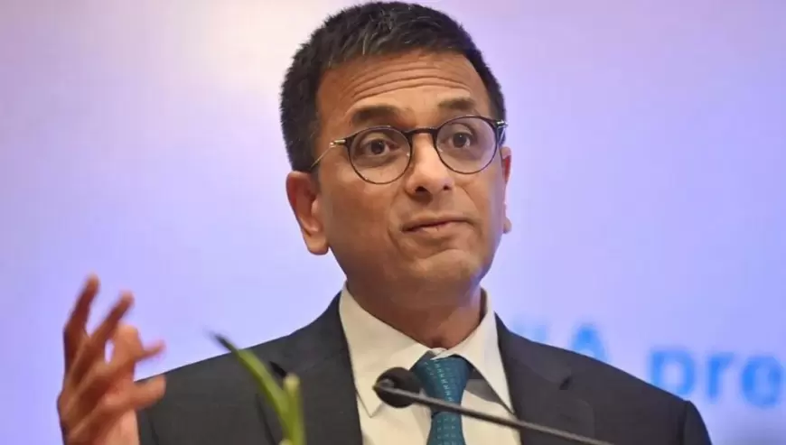 CJI Chandrachud: जजों की तुलना भगवान से करना उचित नहीं- सीजेआई चंद्रचूड़