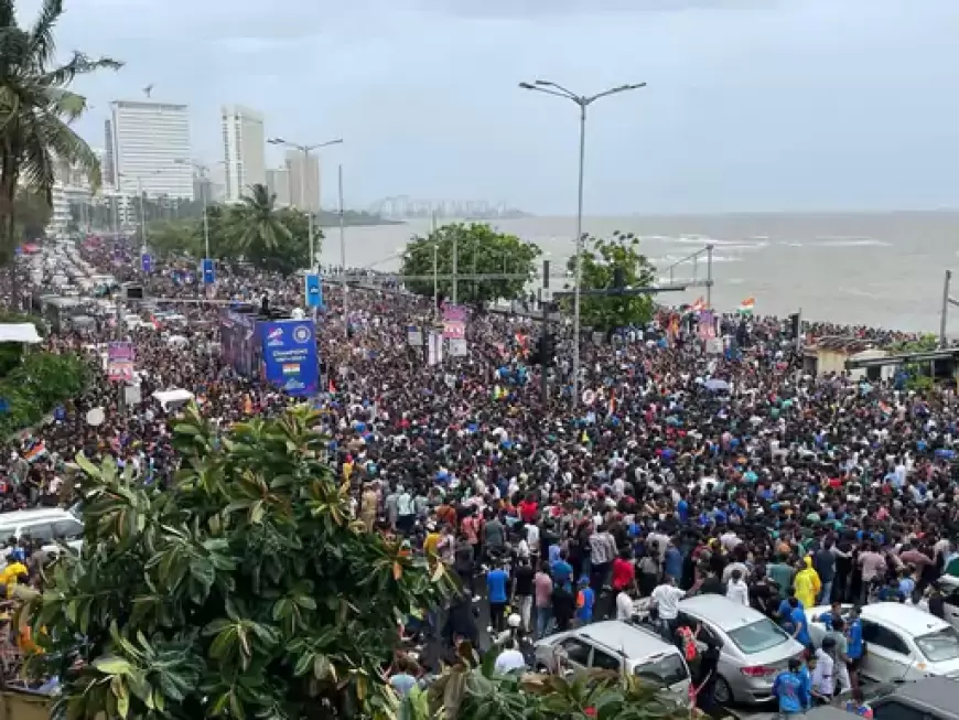 Team India T20 World Cup Victory Celebration: टीम इंडिया की विक्ट्री परेड में उमड़ा जनसैलाब, बारिश के बाद भी लाखों की संख्या में पहुंचे लोग