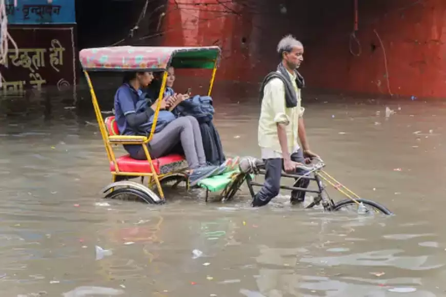 Weather Update:असम में बाढ़ से 56 की मौत,देश के 17 राज्यों में भारी बारिश का अलर्ट