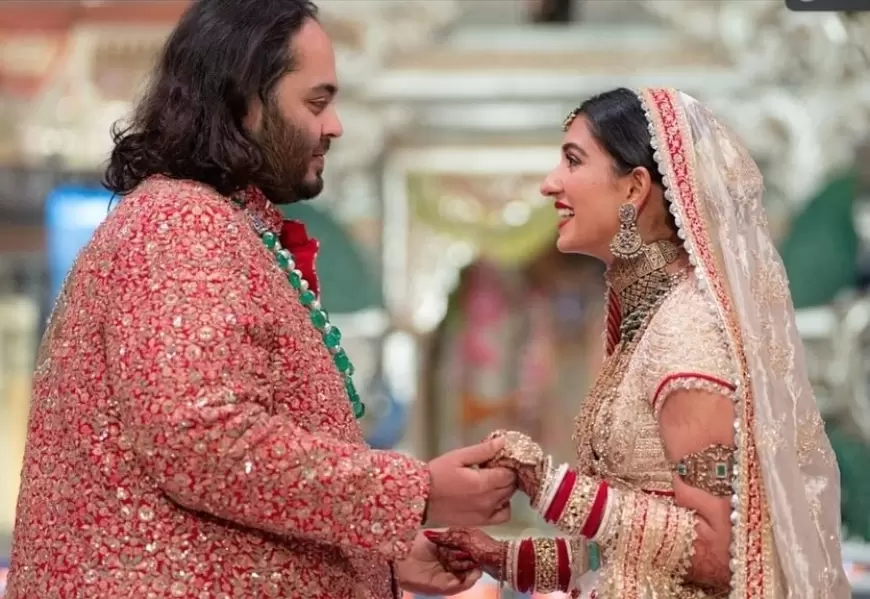 Anant Radhika Wedding Update: एक दूजे के हुए अनंत-राधिका, शाही शादी में सेलेब्स का लगा तांता