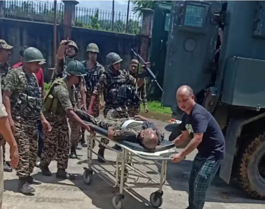 Manipur News : मणिपुर में सुरक्षाबलों के काफिले पर उग्रवादियों का हमला, CRPF का एक जवान शहीद