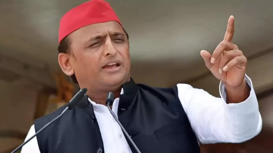 Akhilesh Yadav: उत्तर प्रदेश में चढ़ा सियासी पारा, अखिलेश यादव ने दिया 100 का ऑफर