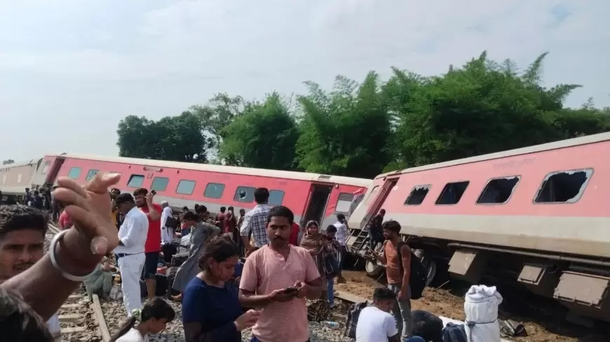 Gonda Rail Accident updat: गोंडा ट्रेन हादसे पर डिप्टी सीएम ने जताया दुख, रेलवे ने जारी किया हेल्पलाइन नंबर