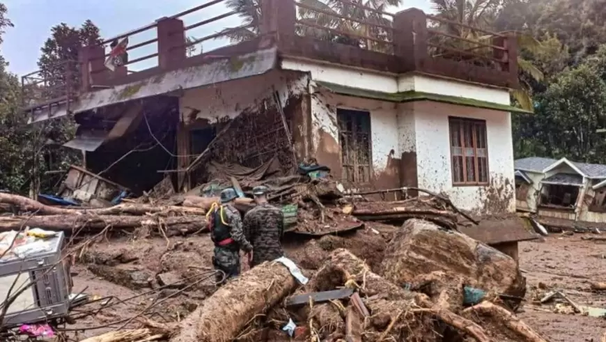 Wayanad Landslide Update News: वायनाड में लैंडस्लाइड ने मचाई भीषण तबाही, 150 के पार पहुंचा मरने वालों का आंकड़ा