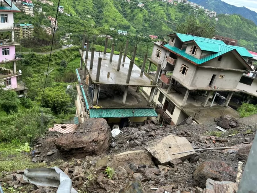 Himachal Cloudburst : हिमाचल के रामपुर में फटा बादल, 22 लोग लापता, रेस्क्यू ऑपरेशन में जुटा प्रशासन