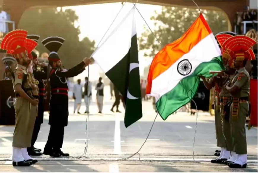 Pakistan Independence Day: आखिर क्यों पाकिस्तान एक दिन पहले अपना स्वतंत्रता दिवस मनाता है?