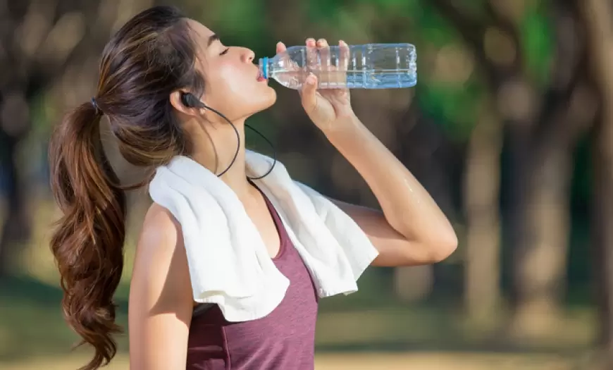 Dehydration Tips: ह्यूमिडिटी के मौसम में डिहाइड्रेशन से है परेशान तो कर लें ये उपाय