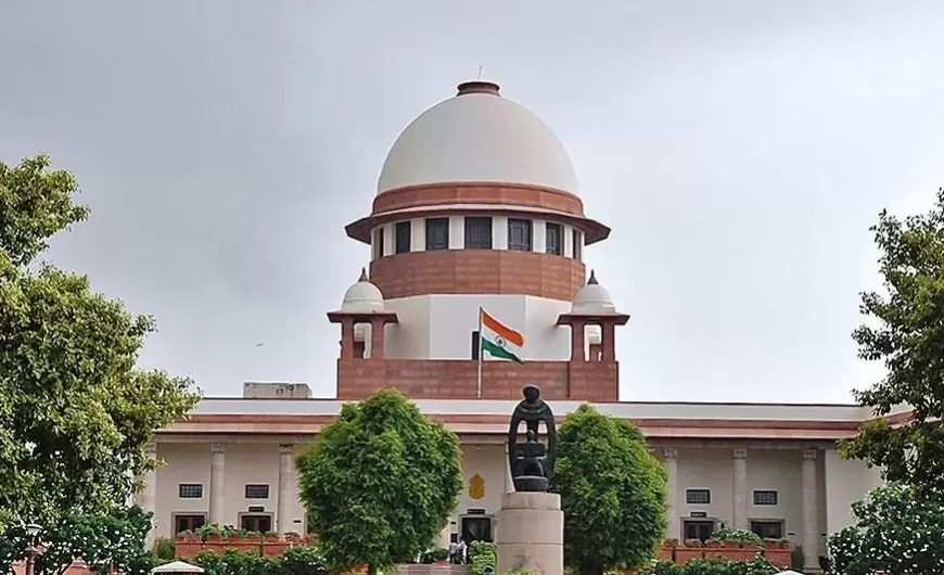 Supreme Court: सुप्रीम कोर्ट ने मुफ्त योजना के वादों पर की सुनवाई, केंद्र और चुनाव आयोग से मांगा जवाब