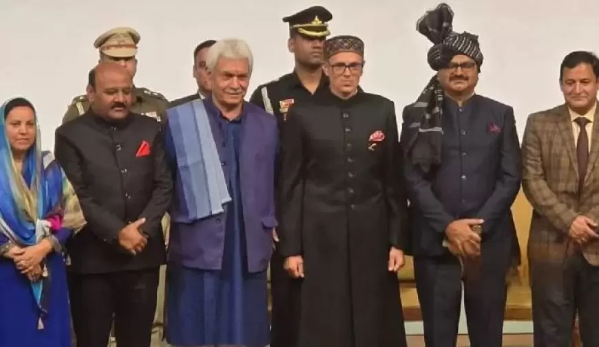 New Chief Minister of J&K: जम्मू-कश्मीर के मुख्यमंत्री बने उमर अब्दुल्ला, 5 मंत्रियों ने भी ली पद की शपथ