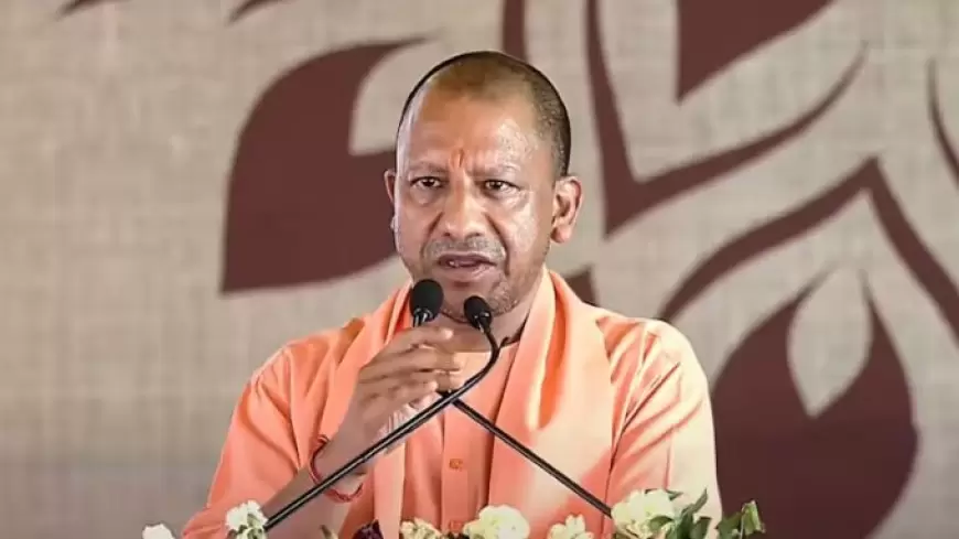 CM Yogi: पहले औरंगजेब ने लूटा, अब झारखंड को आलमगीर आलम लूट रहे हैं- सीएम योगी